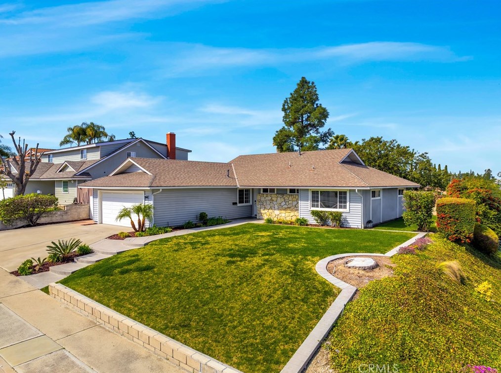 25261 Vespucci Rd, Laguna Beach, CA 92653-5230