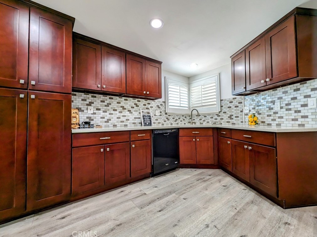 27144 Mansfield St, Highland, CA 92346