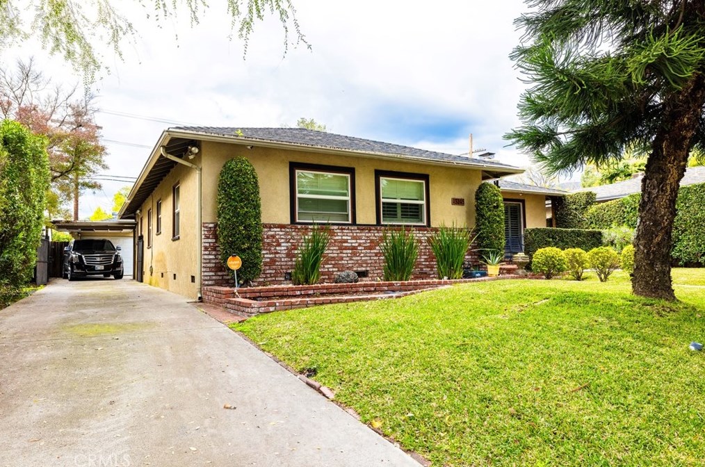 3245 Florecita Dr, Altadena, CA 91001