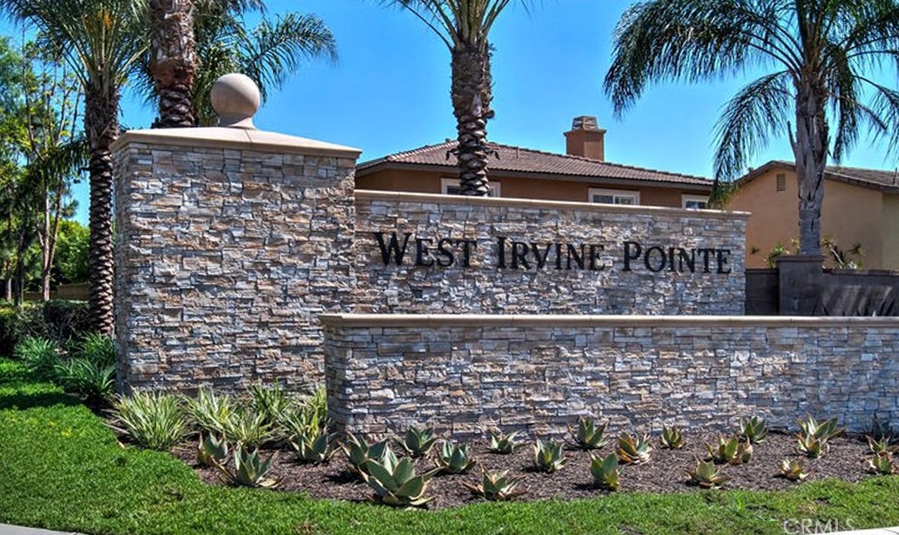 28 Moonstone, Irvine CA  92602-1610 exterior