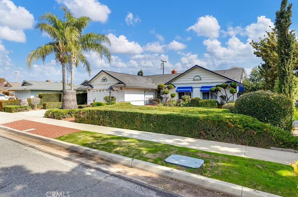 1738 Sierra Bonita Dr, Placentia, CA 92870-2509