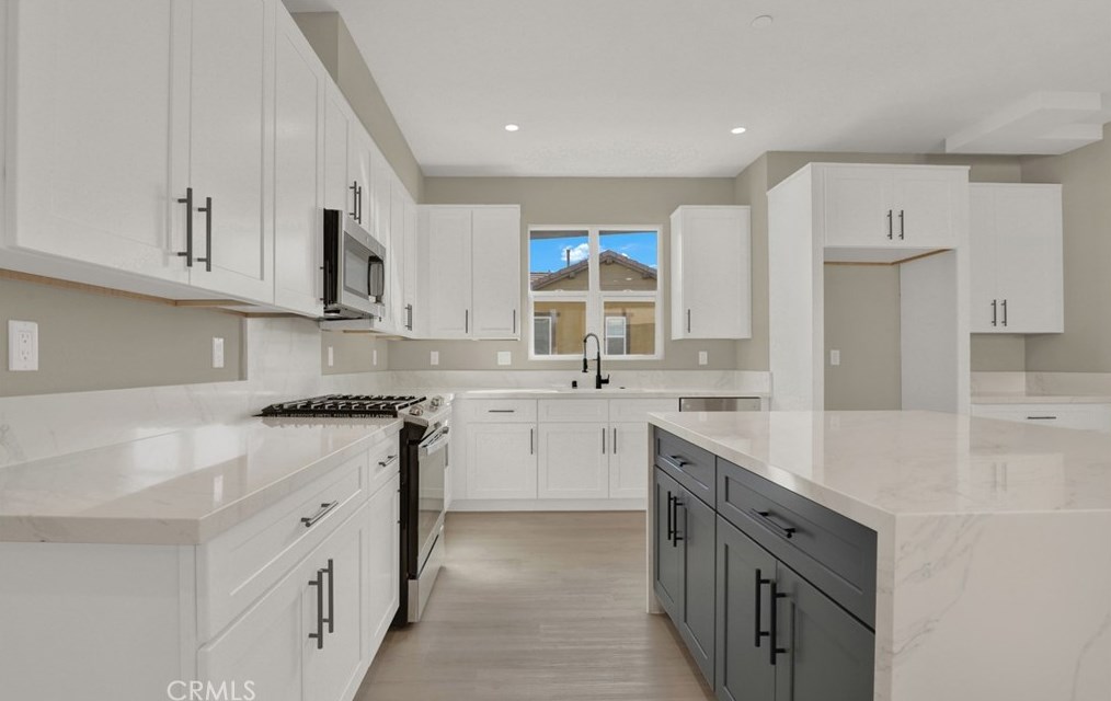 361 Cypress St, La Habra CA 90631-6865 exterior