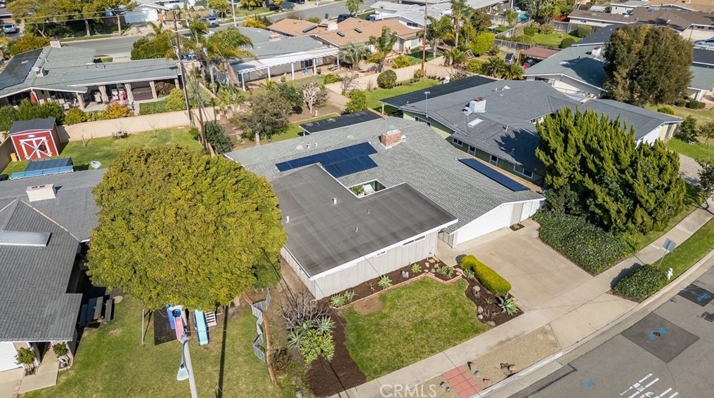 322 Princeton Dr, Costa Mesa, CA 92626-6127