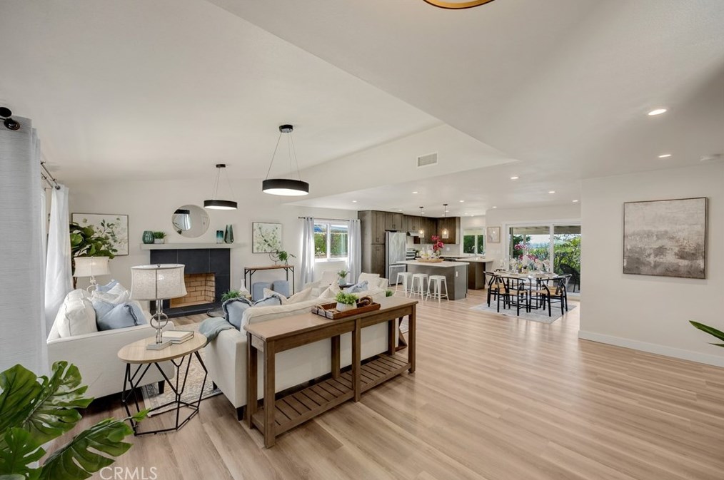 2022 Orangeview Ln, Orange, CA 92867-1819