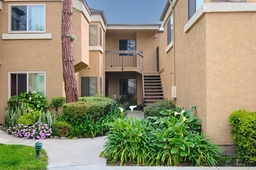 7881 Woodlake Dr #67, Huntington Beach, CA 92647