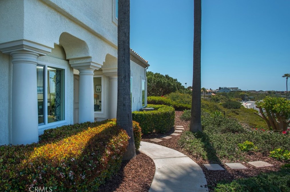 106 Tennis Villas Dr, Dana Point, CA 92629