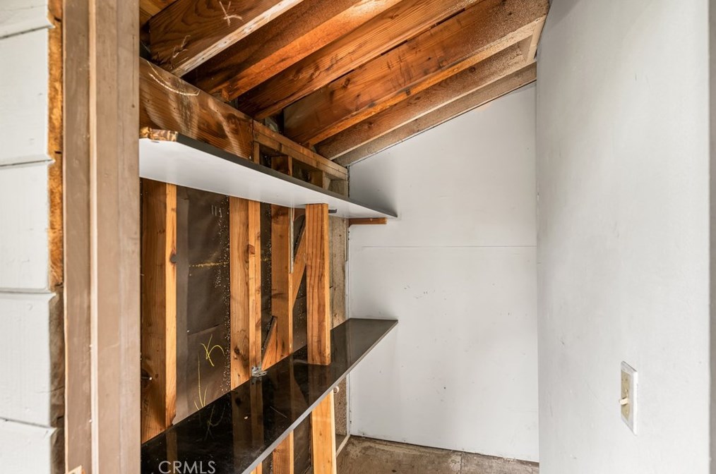 16 Montanas Sud, Irvine CA  exterior