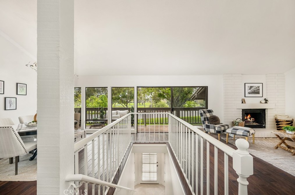 16 Montanas Sud, Irvine CA  exterior