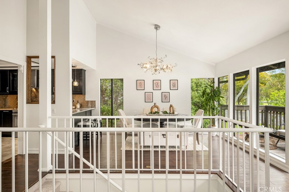 16 Montanas Sud, Irvine CA  exterior