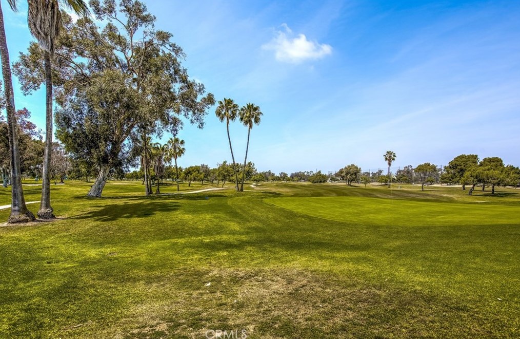 16 Montanas Sud, Irvine CA  exterior