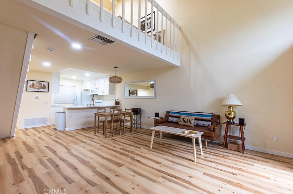 62 Lakepines, Irvine CA  92620-1916 exterior