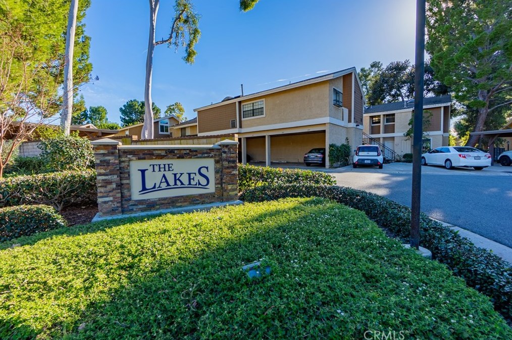 62 Lakepines, Irvine CA  92620-1916 exterior