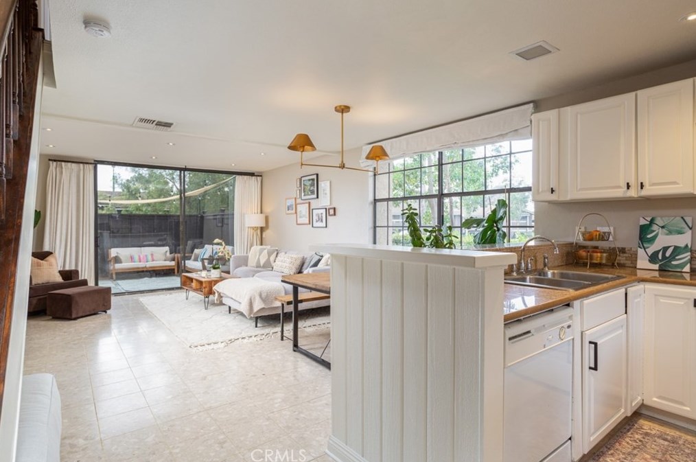 10 Lakepines, Irvine, CA 92620