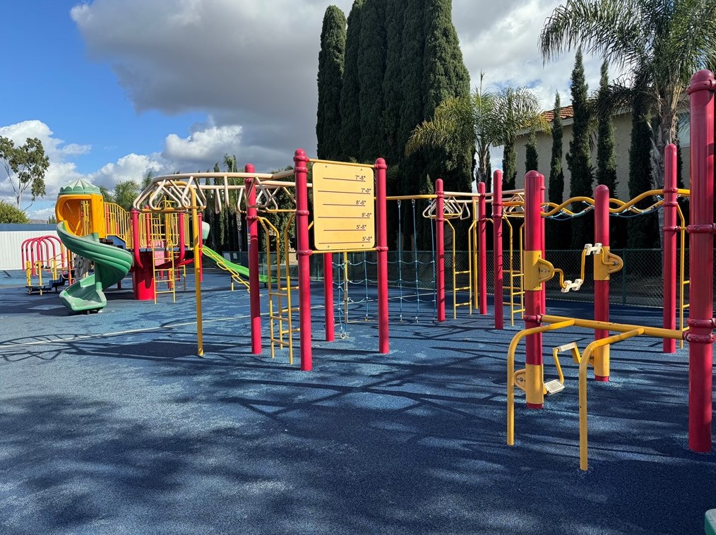 14872 Elm Ave, Irvine CA  92606-2610 exterior