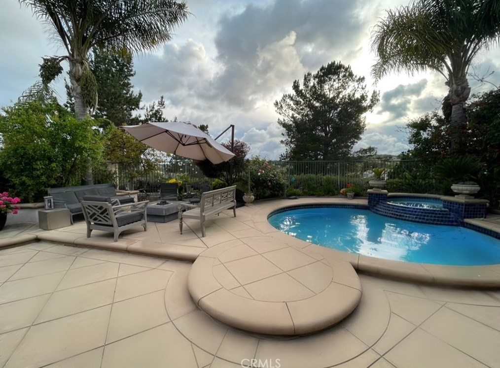 19 Harvard Ct, Trabuco Canyon, CA 92679-5011
