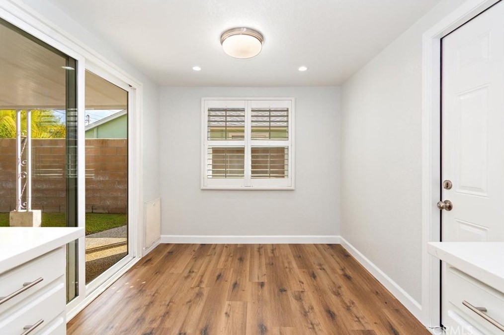 1413 Beacon Ave, Anaheim CA  92802-1717 exterior