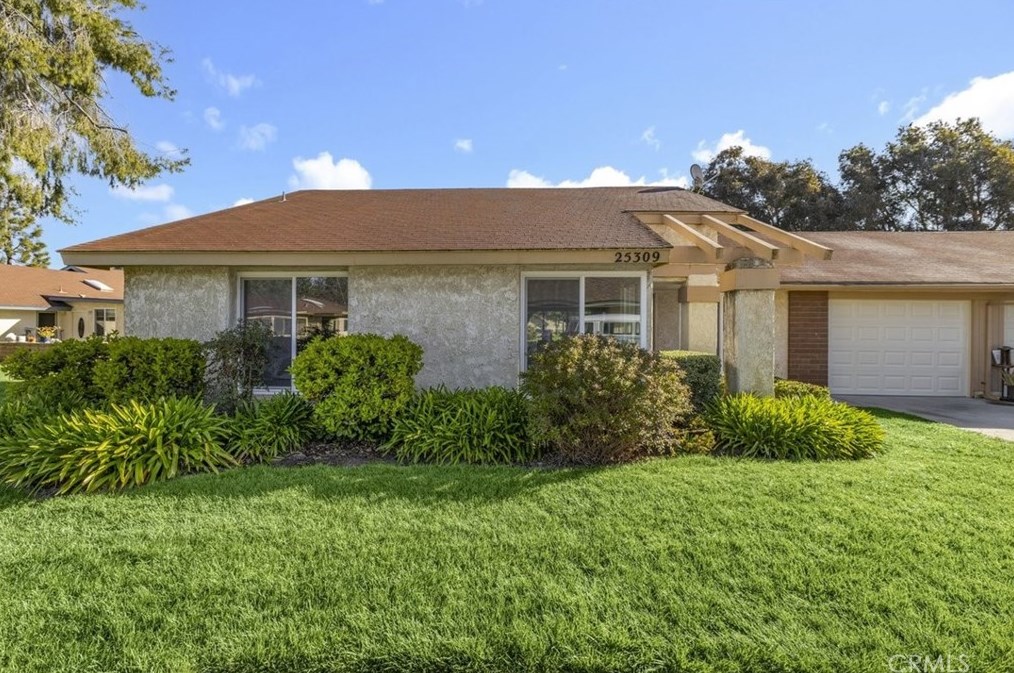 25309 Village 25, Camarillo, CA 93012-7664