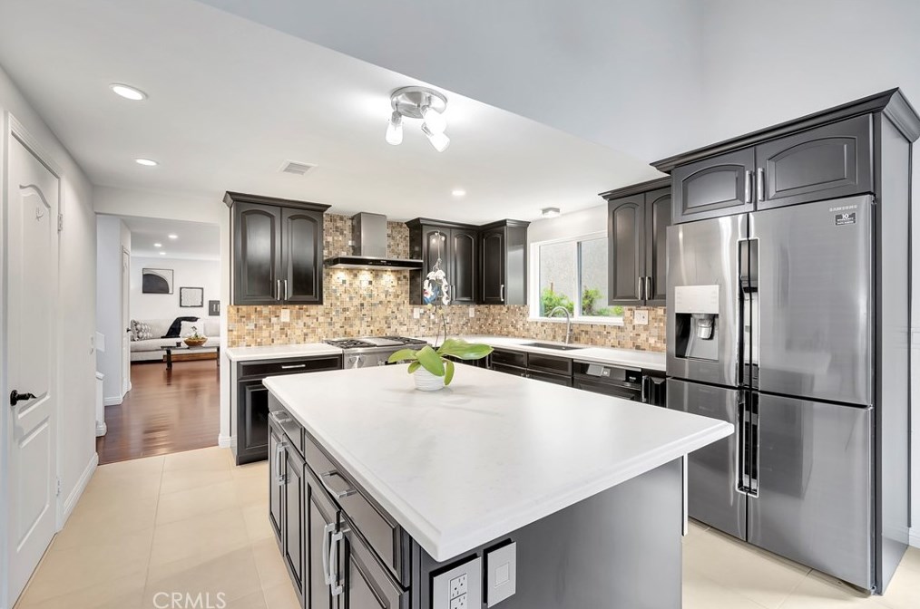 31 Terracima, Irvine CA  92620-2500 exterior