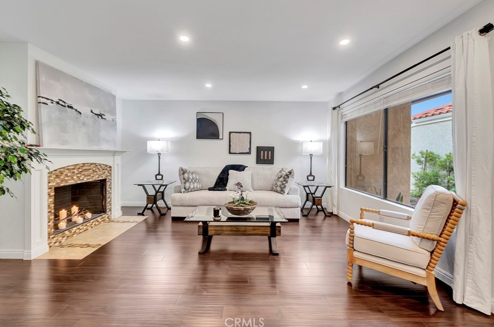 31 Terracima, Irvine CA  92620-2500 exterior