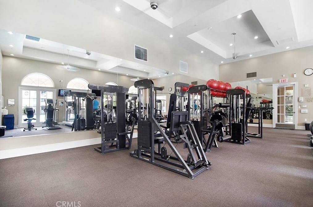 3221 Watermarke Pl, Irvine CA  92612-5617 exterior