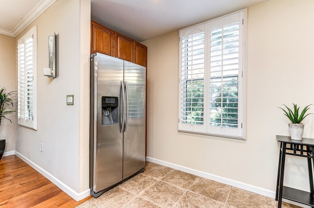 3221 Watermarke Pl, Irvine CA  92612-5617 exterior