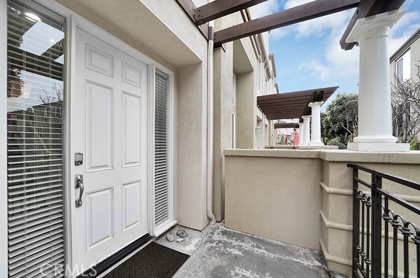 19267 Surfwave Dr, Huntington Beach, CA 92648