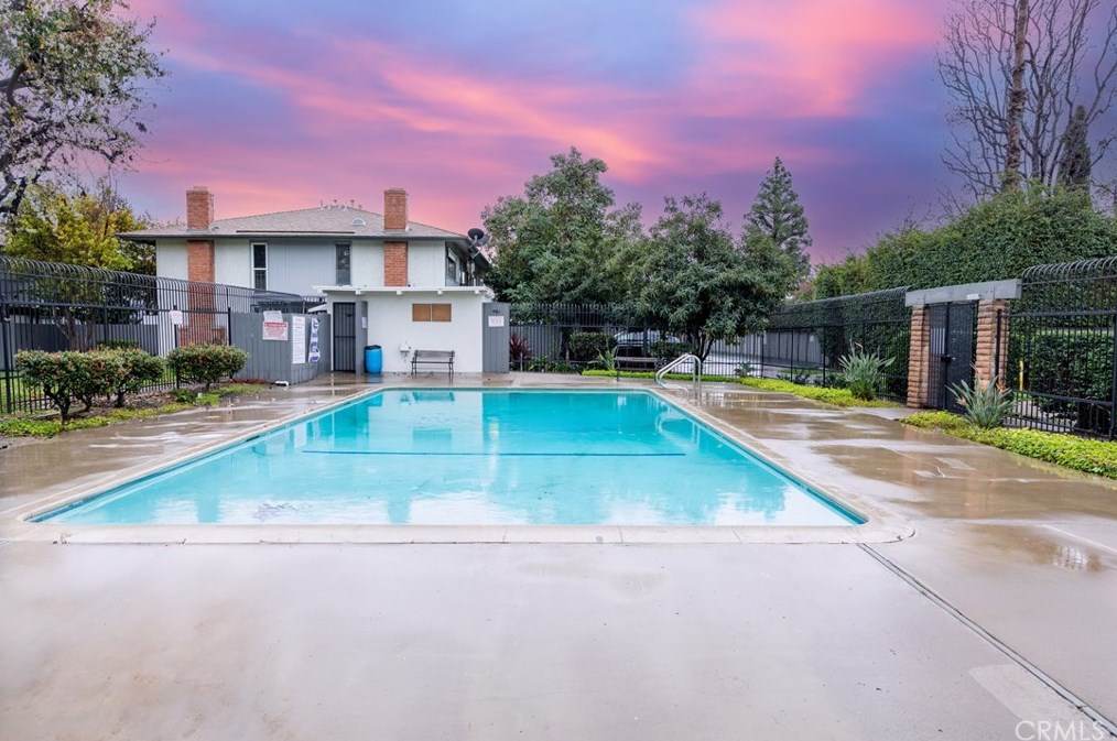 16576 Montego Way, Tustin CA  92780-4127 exterior