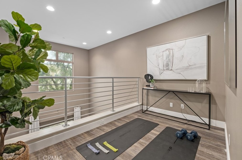45 Soho, Irvine CA  92612-1083 exterior