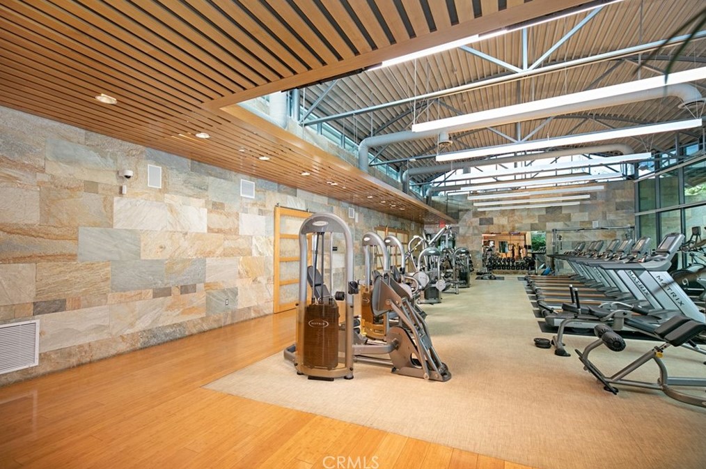 45 Soho, Irvine CA  92612-1083 exterior