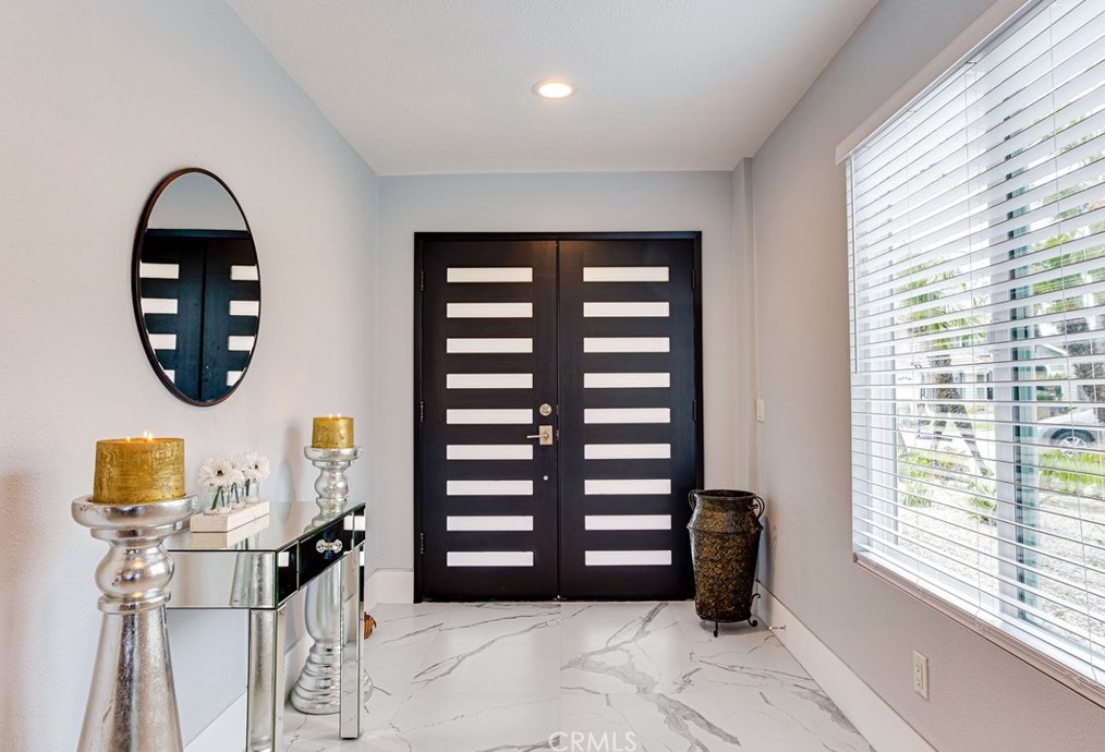 4 Sand Pointe, Laguna Beach CA  92677-5199 exterior