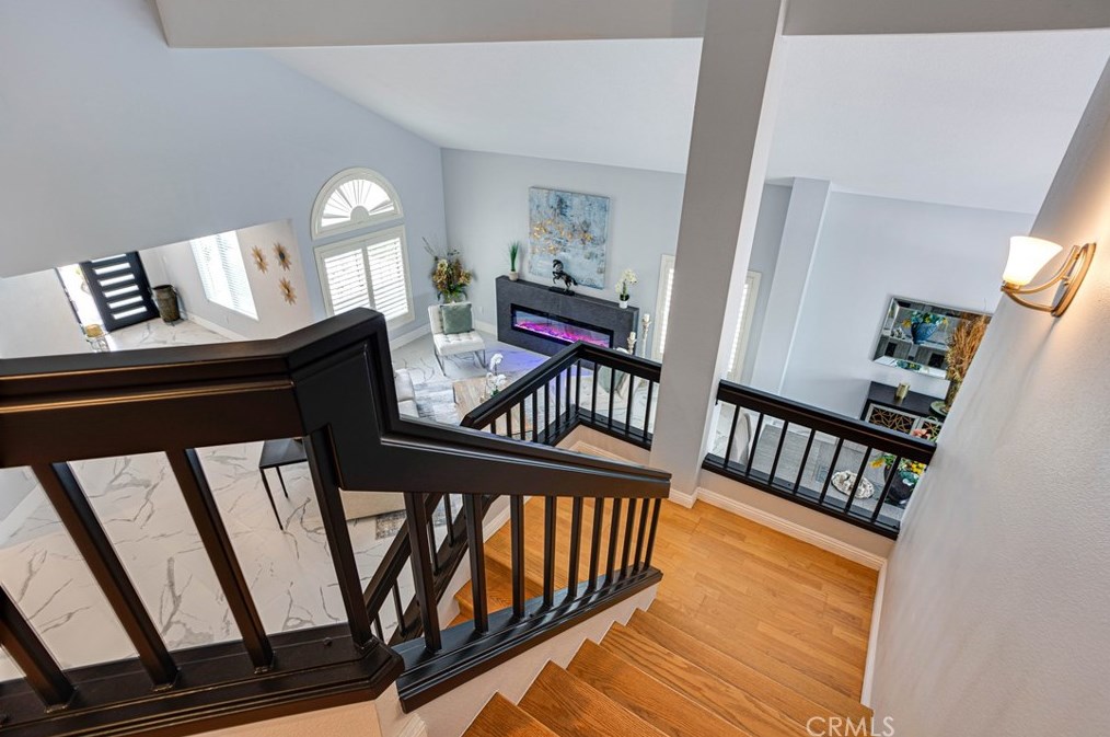 4 Sand Pointe, Laguna Beach CA  92677-5199 exterior