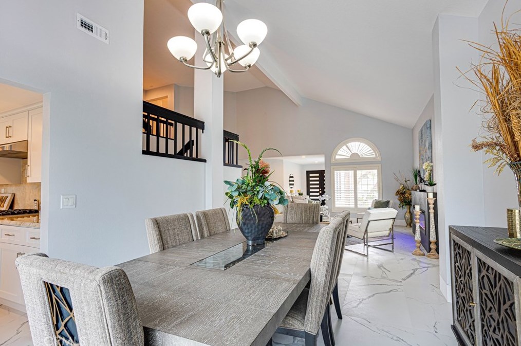 4 Sand Pointe, Laguna Beach CA  92677-5199 exterior