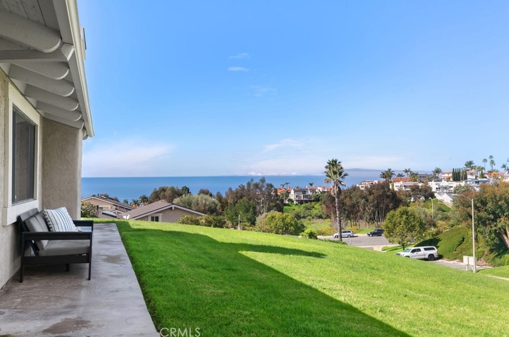 303 Calle Cuervo, San Clemente, CA 92672