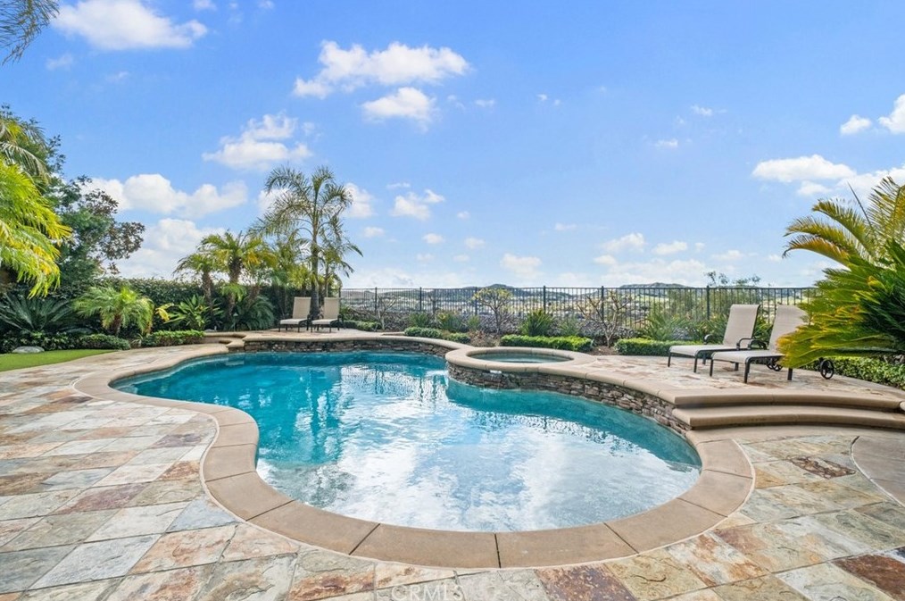 23 Marble Creek Ln, Trabuco Canyon, CA 92679-5146