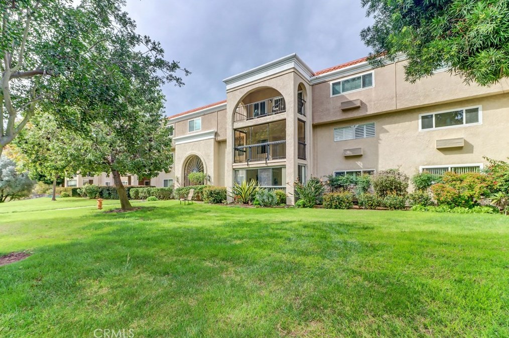 3499 Bahia Blanca #2f, Laguna Beach, CA 92637