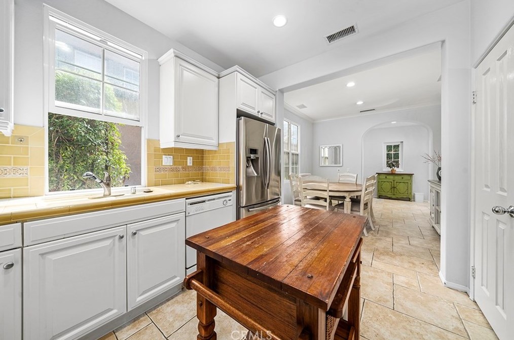 103 Canal, Irvine CA  92620-2803 exterior