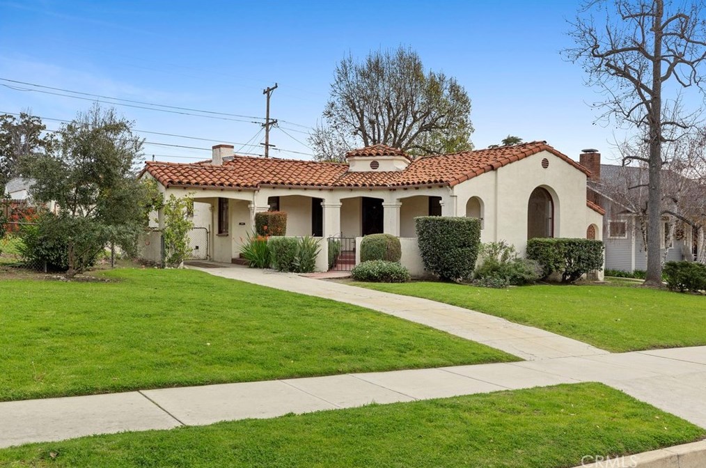3536 Las Palmas Ave, Glendale, CA 91208-1245