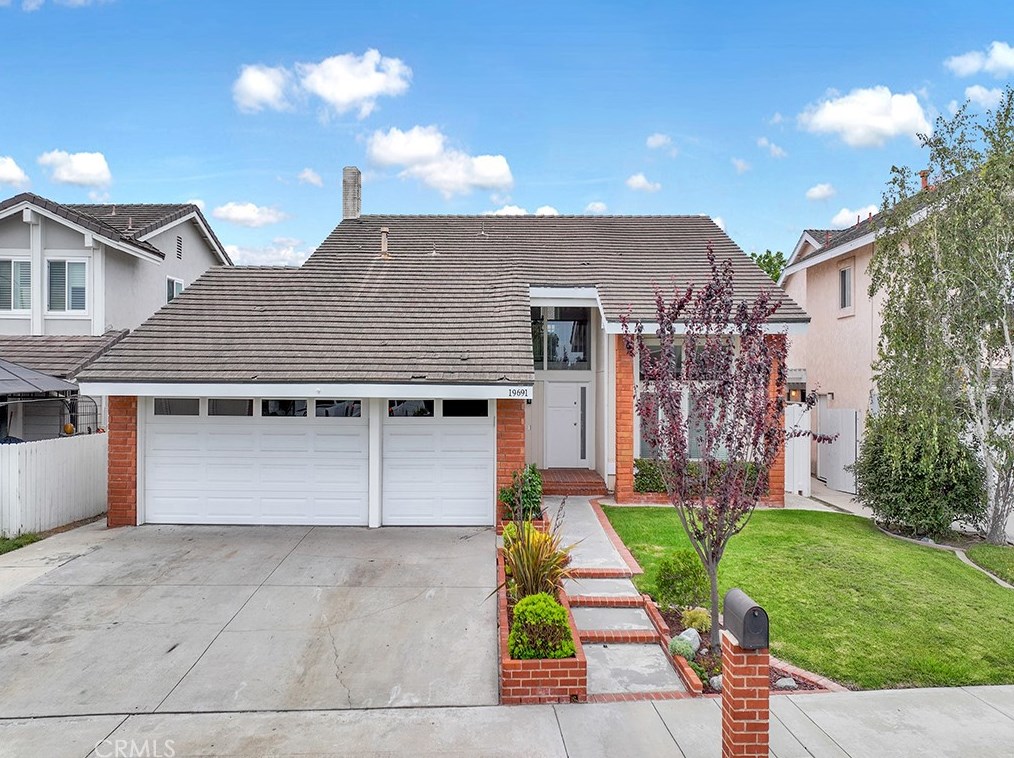19691 Ditmar Ln, Huntington Beach, CA 92646