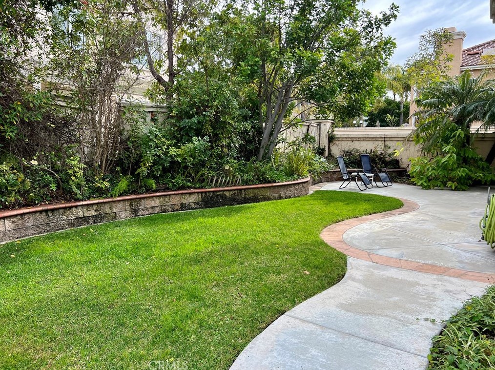 2 Santa Eugenia, Irvine CA  92606-8871 exterior