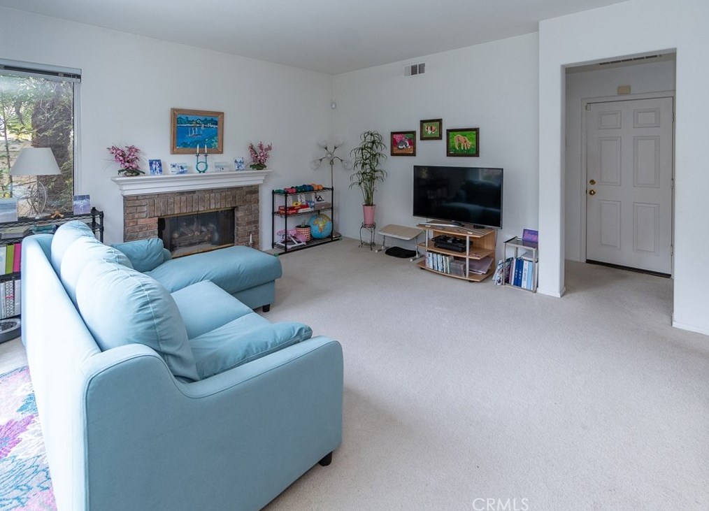 2 Santa Eugenia, Irvine CA  92606-8871 exterior