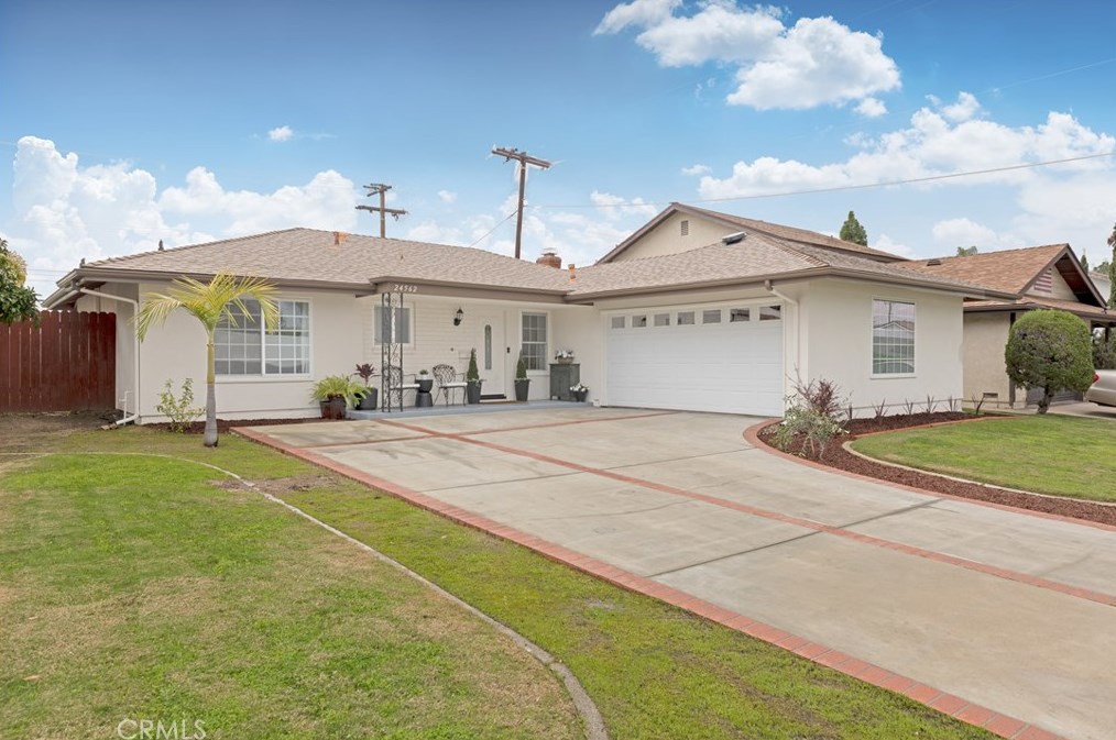 24562 Corta Cresta Dr, El Toro, CA 92630