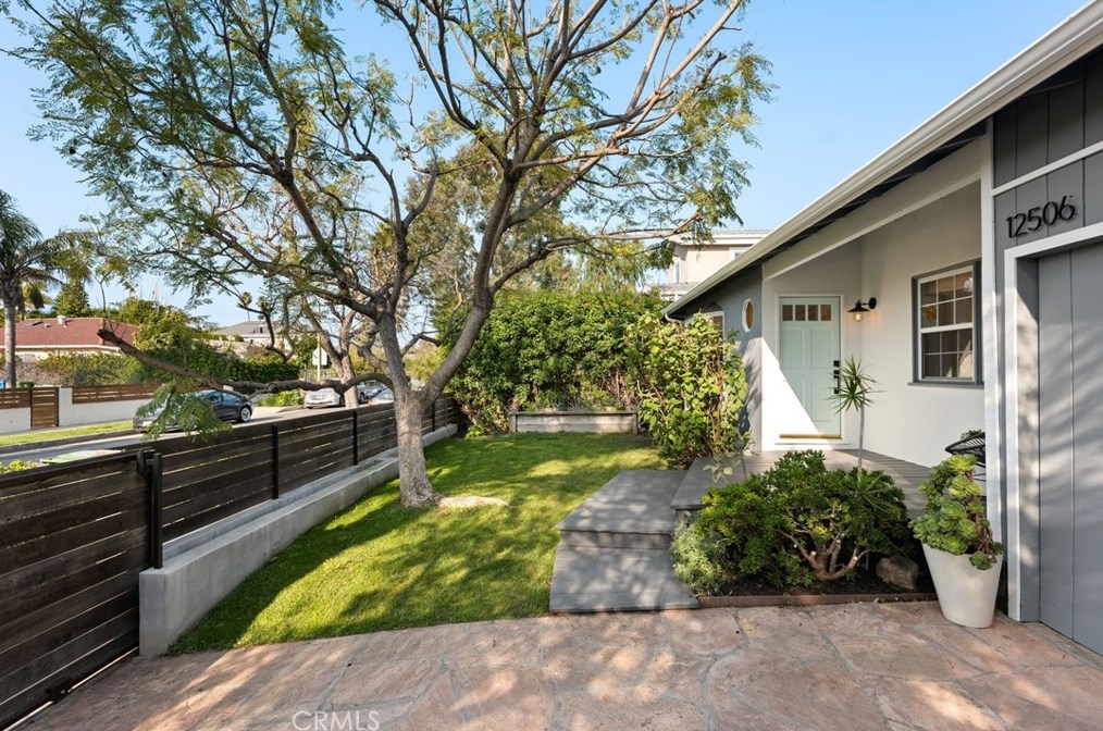 12506 Wagner St, Los Angeles CA  90066-6828 exterior