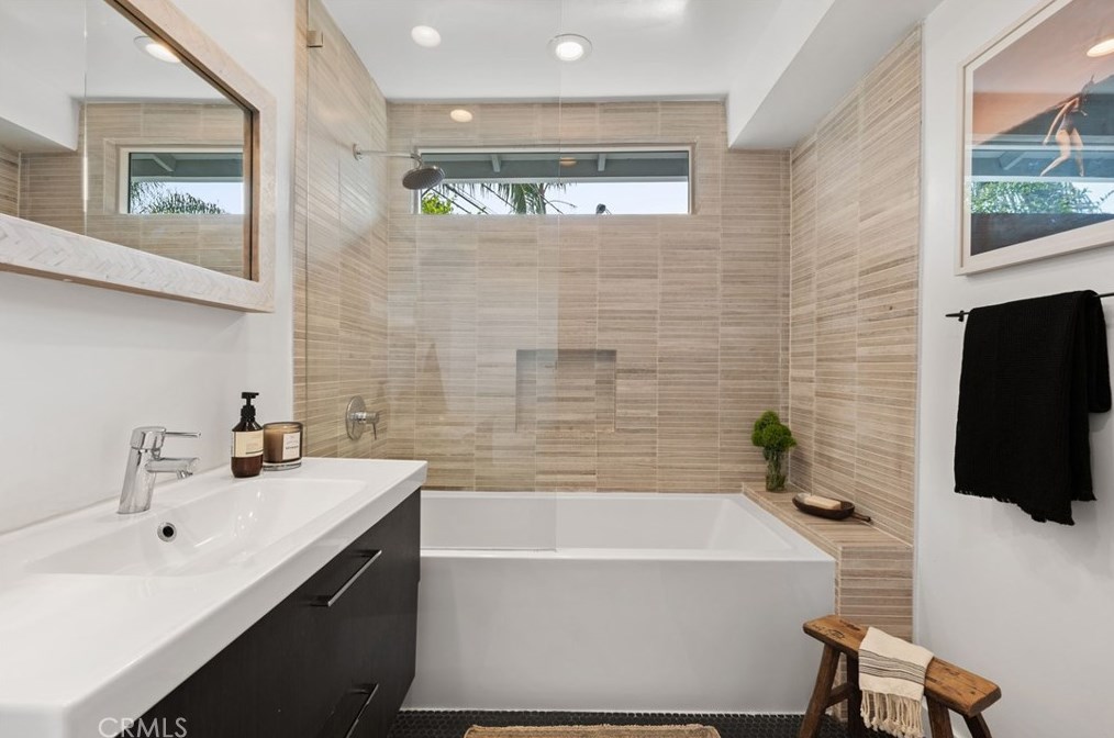 12506 Wagner St, Los Angeles CA  90066-6828 exterior