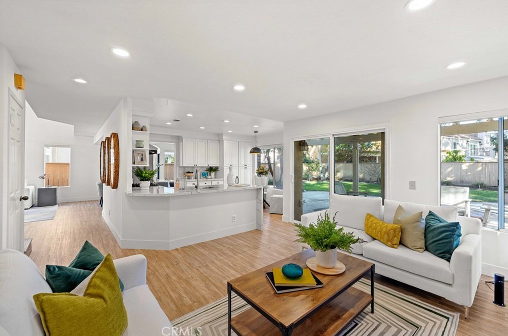 7 Cosenza, Irvine CA  92614-5344 exterior