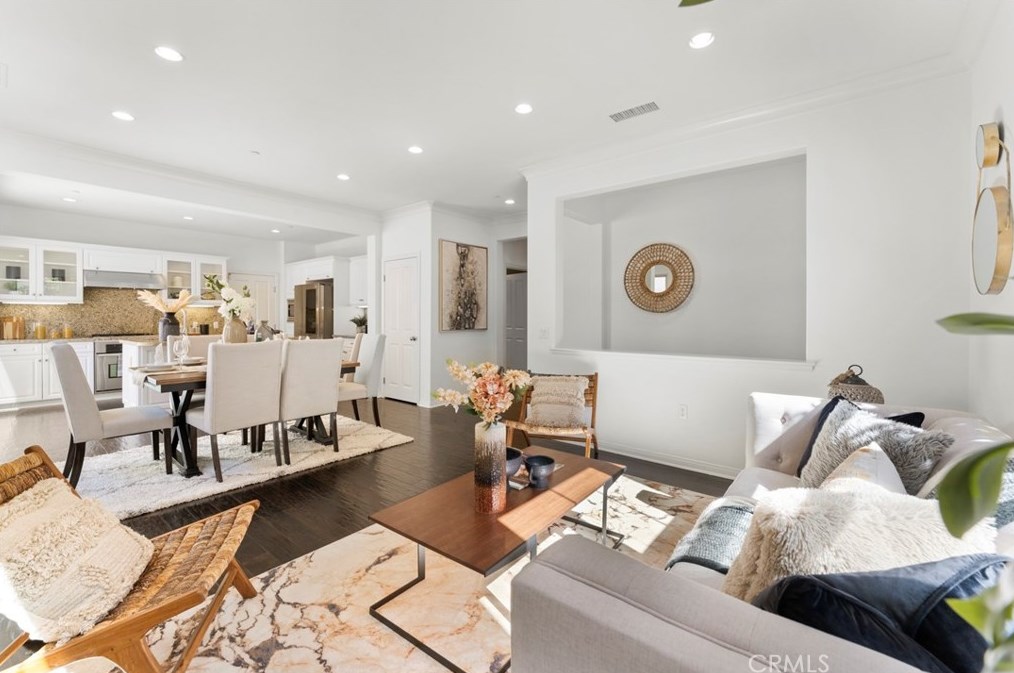 22 Talisman, Irvine, CA 92620-3843