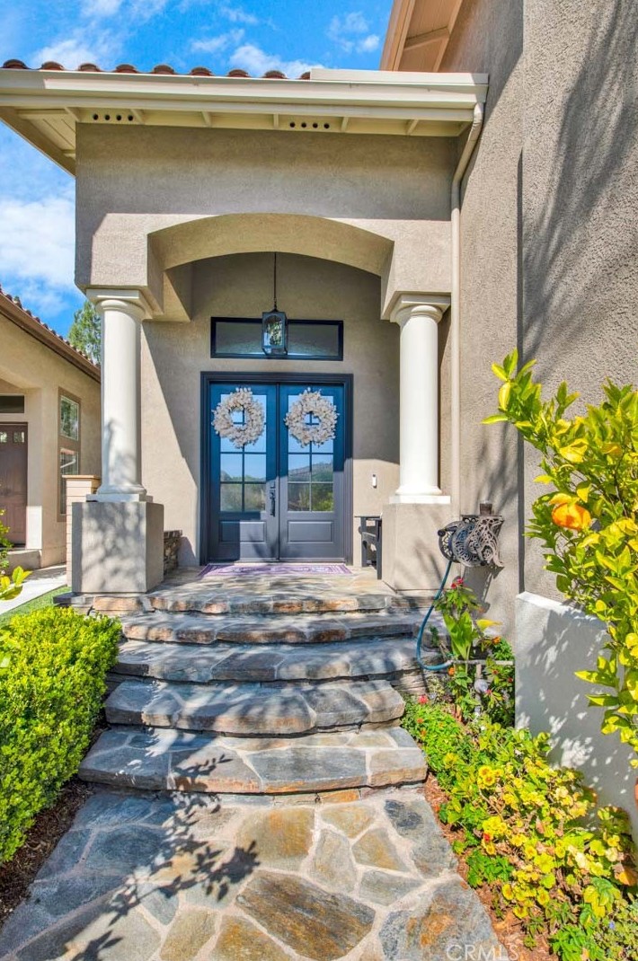 2555 Reynolds Dr, Tustin, CA 92782-3311