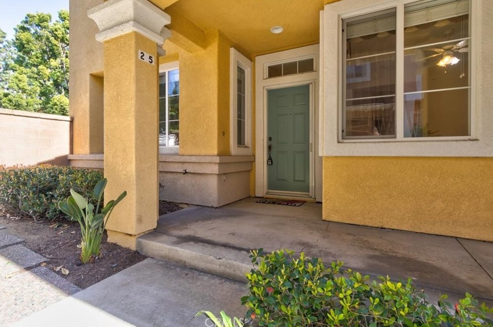 25 Geranium, Irvine, CA 92618-6923