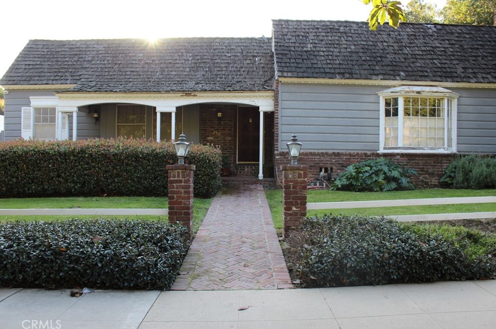 315 Veteran Ave, Los Angeles, CA 90024-1951