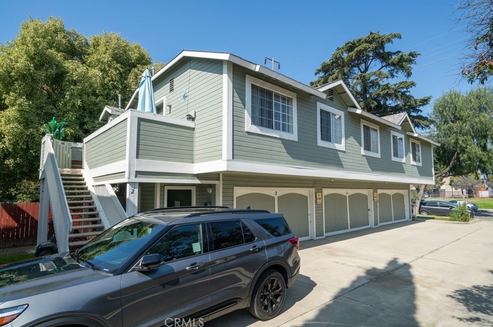 124 Truslow Ave, Fullerton CA  92832-2470 exterior