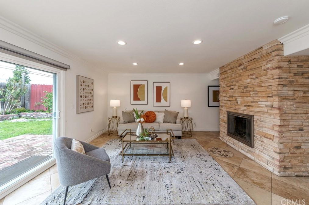 4541 Fairhope Dr, La Mirada CA  90638-6119 exterior